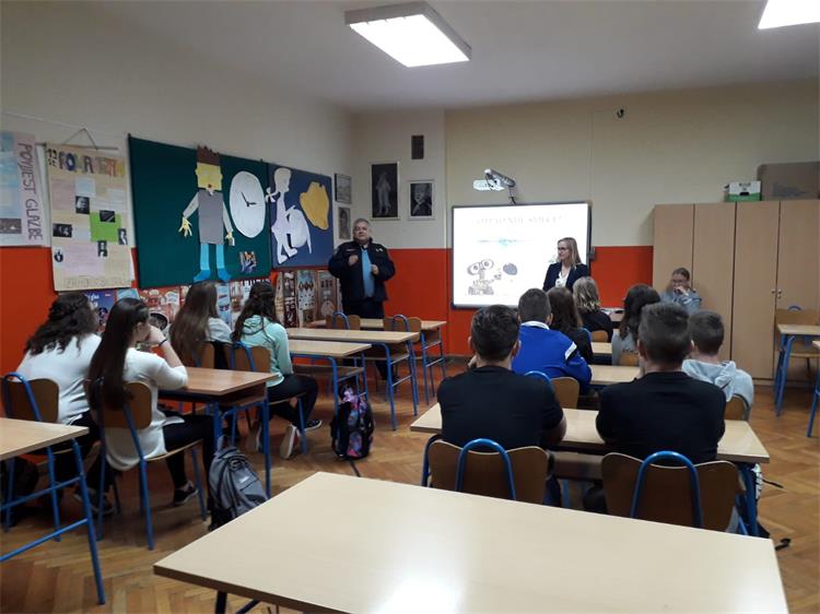 Slika /PU_KZ/Vijesti 2019/Cist okolis5.jpg